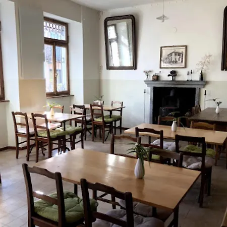 Mini-hôtel Osteria Gruetli Con *