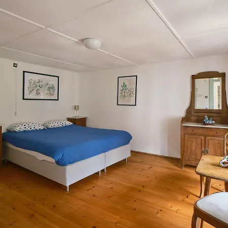 Mini-hôtel Osteria Gruetli Con *