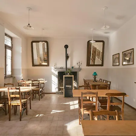 Mini-hôtel Osteria Gruetli Con *